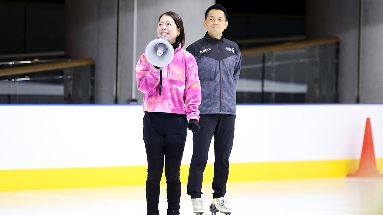 特別講師の鈴木明子さん、寺尾悟さん